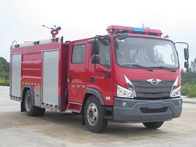 福田6吨水罐消防车