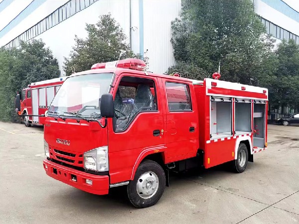 庆铃五十铃2吨水罐消防车