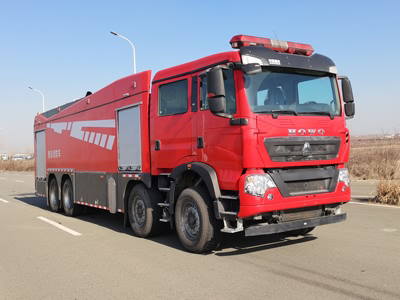 重汽豪沃18m³泡沫消防车