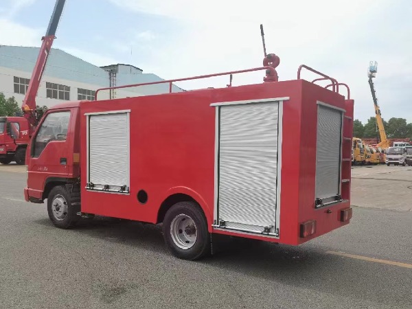 福田2吨消防洒水车