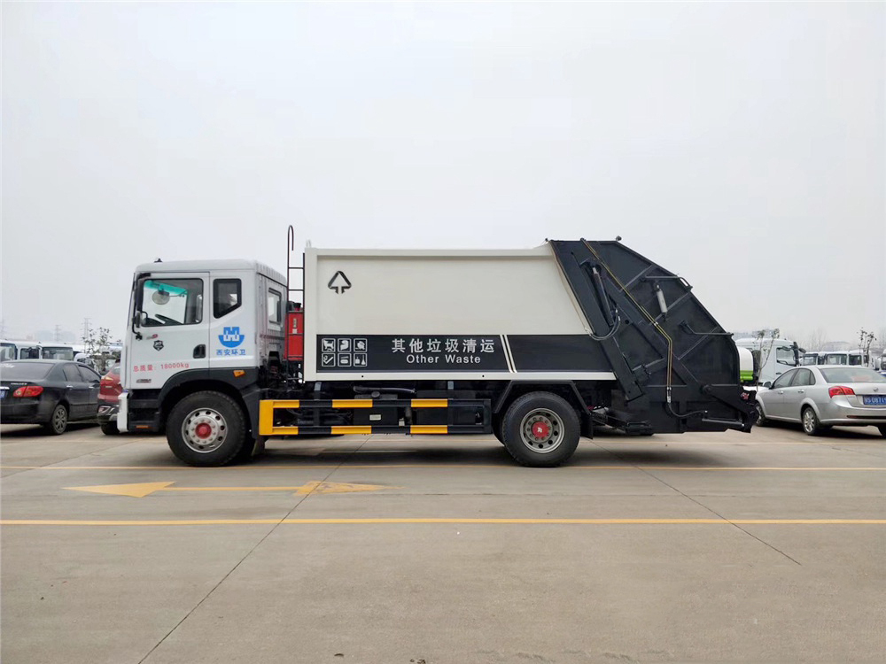 14方东风D9 压缩垃圾车
